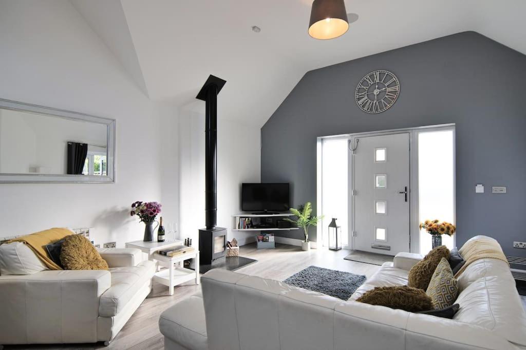 Hoxne Cottages - Sunflower Cottage With Private Hot Tub York Dış mekan fotoğraf