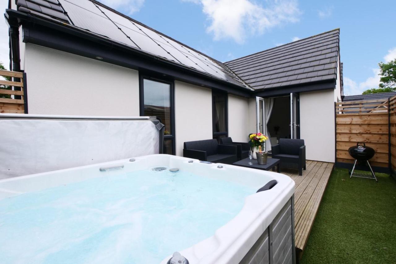 Hoxne Cottages - Sunflower Cottage With Private Hot Tub York Dış mekan fotoğraf